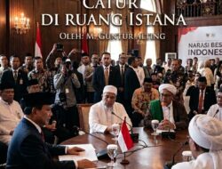 CATUR DI RUANG ISTANA